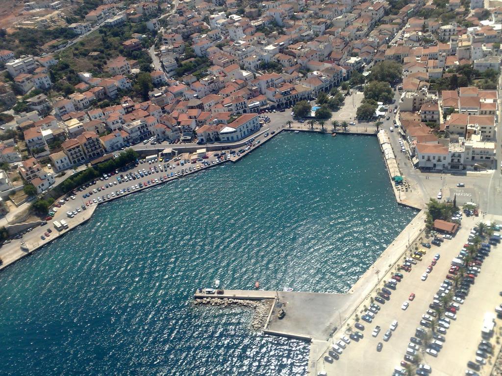 Aparthotel Finiki Plaza Methoni  Exterior foto