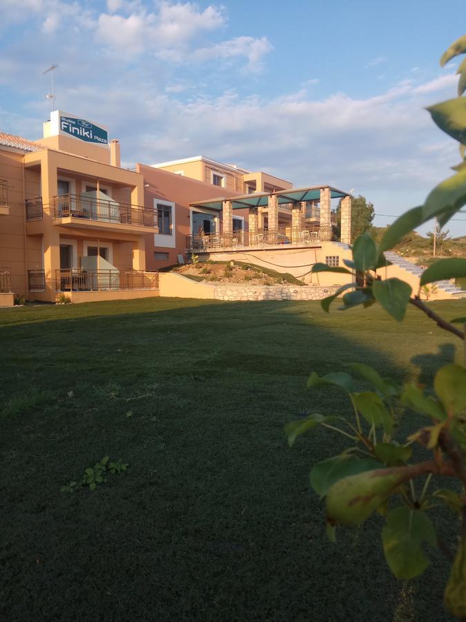 Aparthotel Finiki Plaza Methoni  Exterior foto