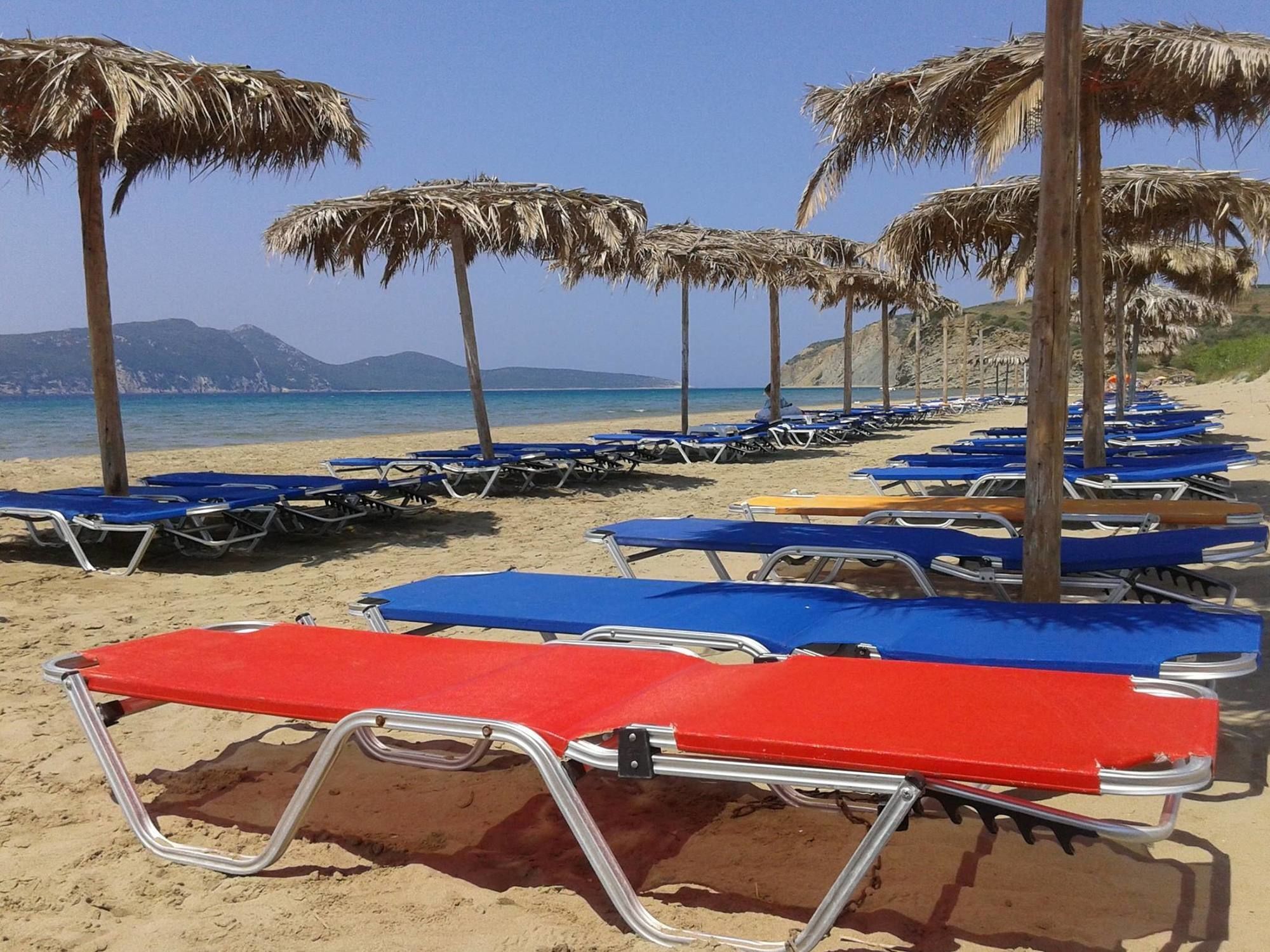 Aparthotel Finiki Plaza Methoni  Exterior foto